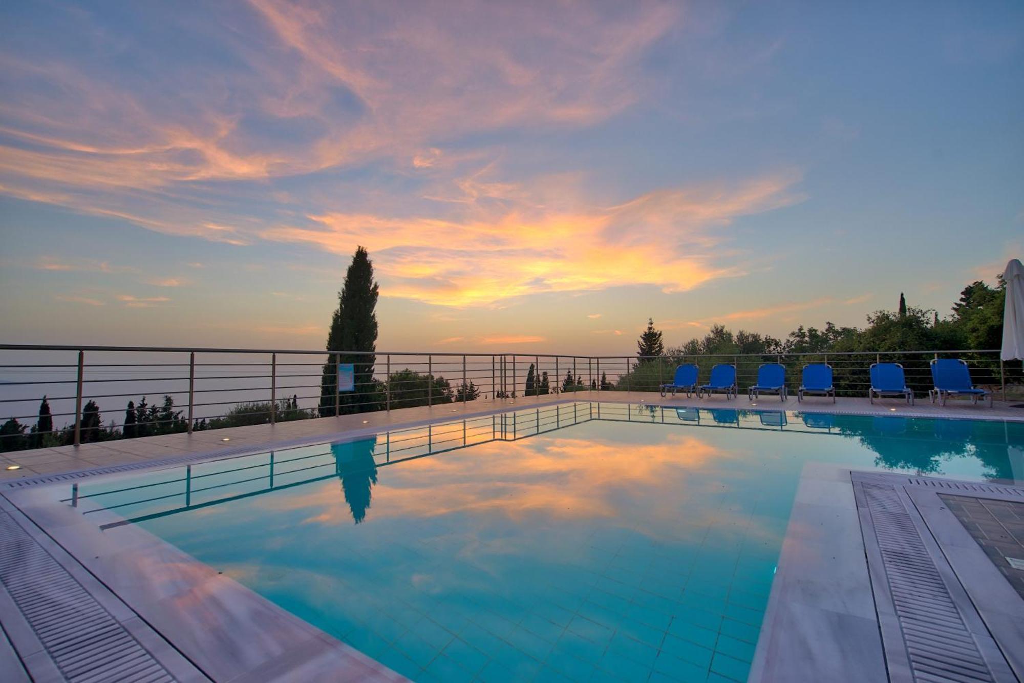 Ferienwohnung Panoramic Sunset Kothréas Exterior foto
