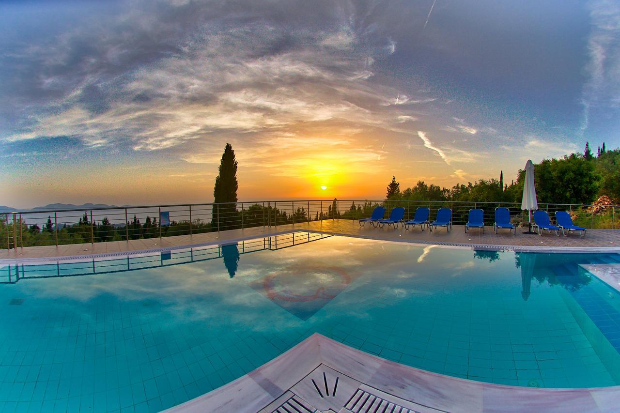 Ferienwohnung Panoramic Sunset Kothréas Exterior foto